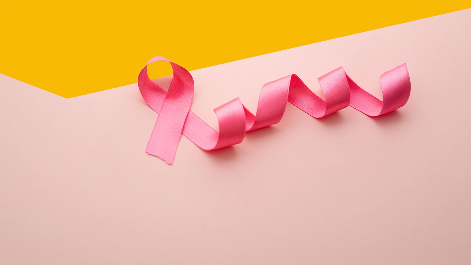 Boucle de solidarité rose de la Ligue suisse contre le cancer (triangle jaune au-dessus)