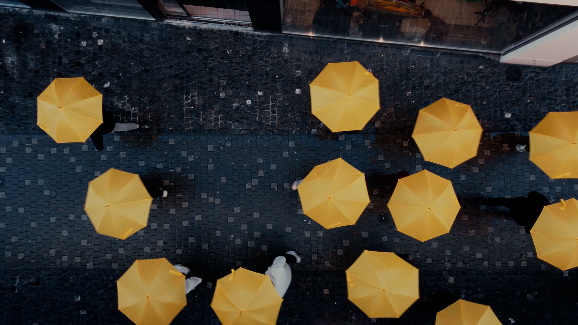 Mégaphone sur les mâts